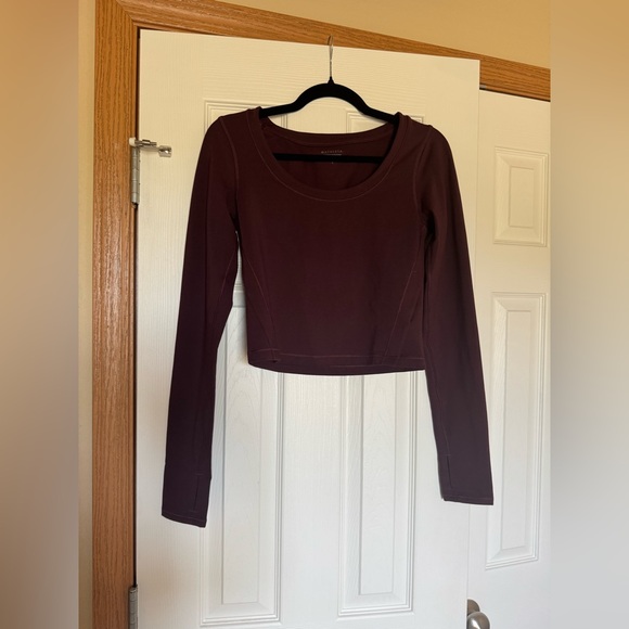 Athleta Momentum Flex Crop Top in Size Small - Picture 5 of 10